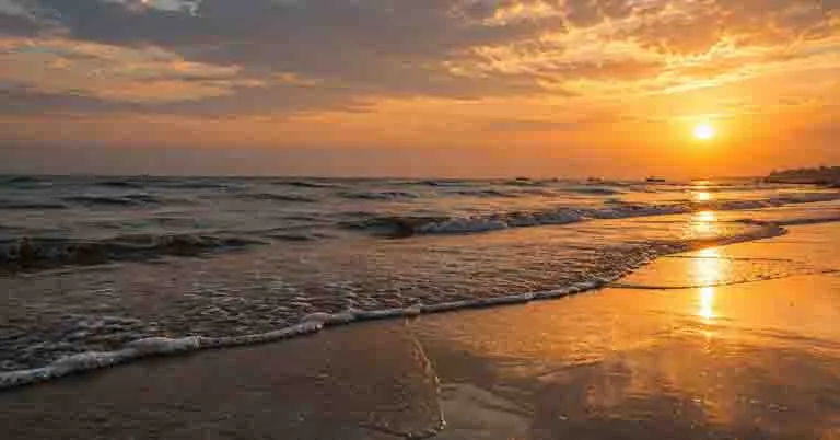 Dumas-Beach-Gujarat